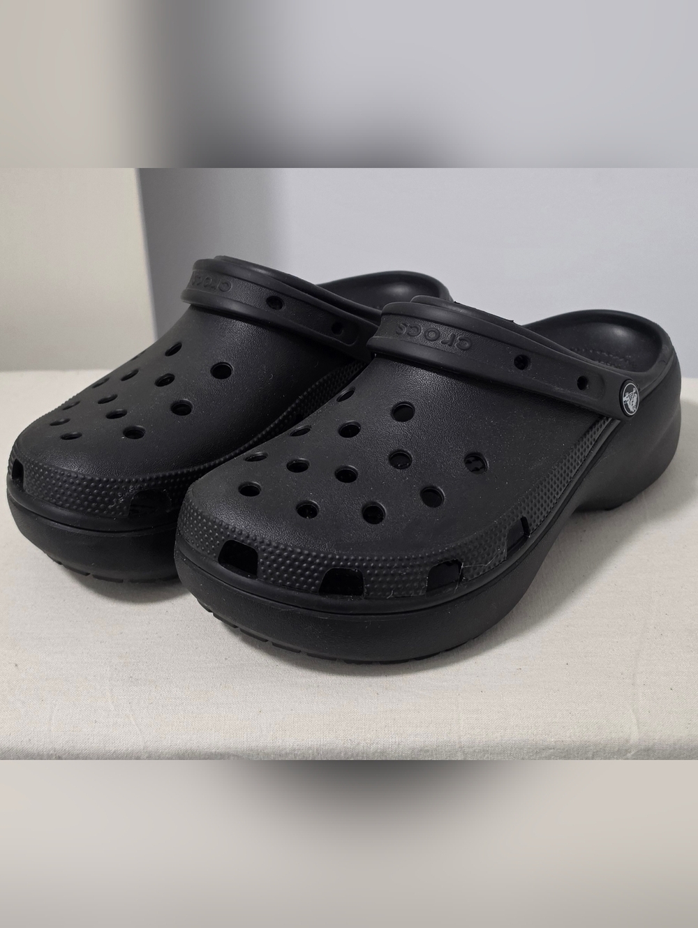 CROCS Classic Black Clog with Heel Strap